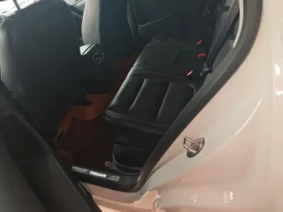 Volkswagen Tiguan 2016, 133600 км, за 6150.56 USD - фото 17