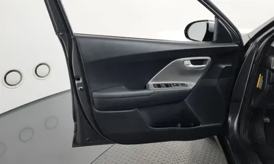 Kia Niro 2018, 53993 км, за 9386.9 USD - фото 24