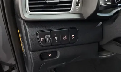 Kia Niro 2018, 53993 км, за 9386.9 USD - фото 27