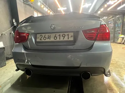 BMW 3-Series 2009, 241295 км, за 14962.28 USD