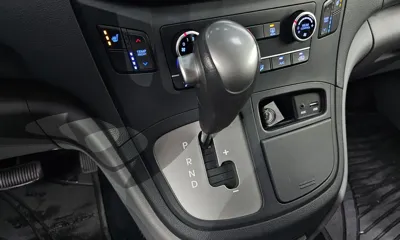 Hyundai Starex 2017, 127277 км, за 8009.37 USD - фото 9