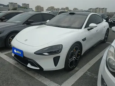 Xiaomi SU7 · 2025 год