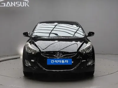 Hyundai Avante · 2011 год