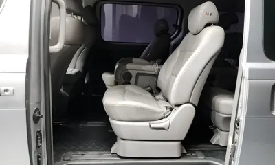 Hyundai Starex 2018, 84762 км, за 9107.48 USD - фото 12