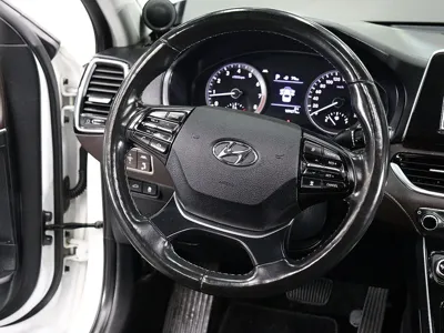 Hyundai Grandeur 2019, 109672 км, за 10174.61 USD - фото 13