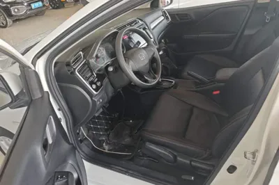 Honda Greiz 2016, 87700 км, за 7043 USD - фото 24