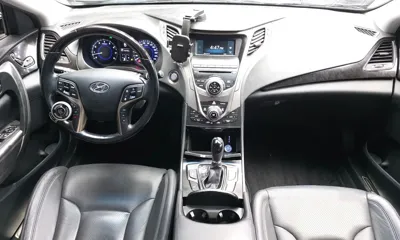 Hyundai Grandeur 2014, 130180 км, за 2822.63 USD - фото 7
