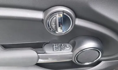 MINI Cooper 2021, 42425 км, за 11896.24 USD - фото 20