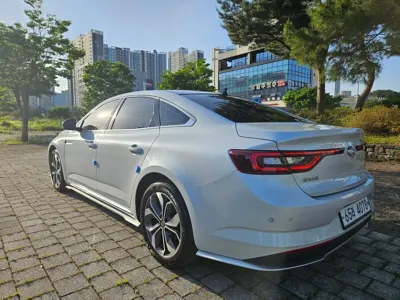 Renault-KoreaSamsung SM6
