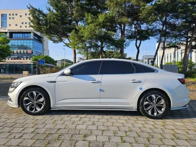 Renault-KoreaSamsung SM6