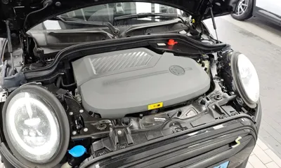 MINI Cooper 2023, 22765 км, за 15562.93 USD - фото 6