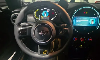 MINI Cooper 2023, 22765 км, за 15562.93 USD - фото 13