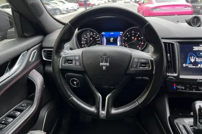 Maserati Levante 2016, 129600 км, за 26350 USD - фото 11