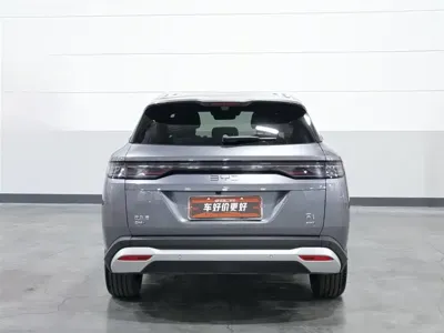 BYD L DM-i 2025, 47000 км, за 14386.65 USD