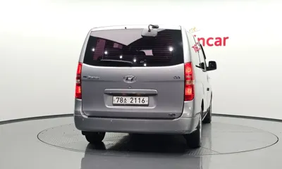 Hyundai Starex 2012, 124430 км, за 4588.42 USD
