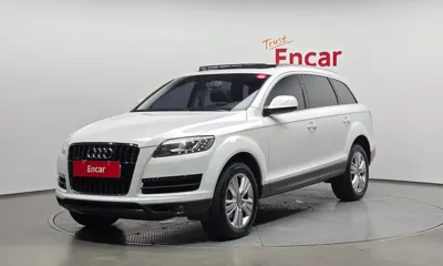 Audi Q7 · 2015 год