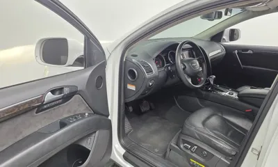 Audi Q7 2015, 121807 км, за 8131.68 USD - фото 10