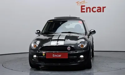 MINI Cooper 2011, 168817 км, за 3061.89 USD