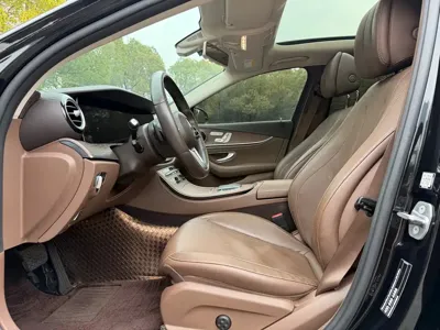 Mercedes-Benz E-Class 2020, 112000 км, за 27451.32 USD