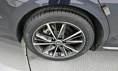 Hyundai Grandeur 2020, 39065 км, за 14212.07 USD
