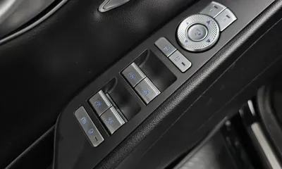 Genesis G80 2022, 61618 км, за 22703.64 USD - фото 40
