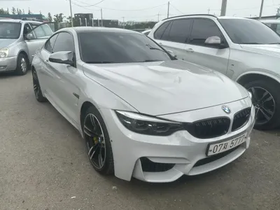 BMW M4 · 2018 год