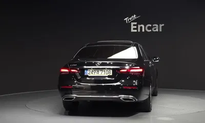 Mercedes-Benz E-Class 2023, 47322 км, за 26644.35 USD