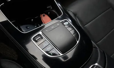 Mercedes-Benz E-Class 2023, 47322 км, за 26644.35 USD - фото 29