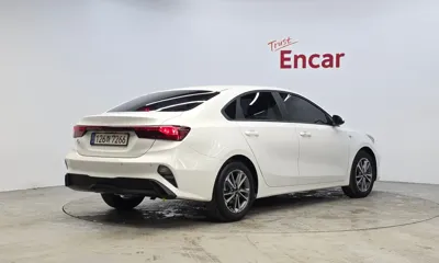 Kia K3 2022, 38213 км, за 10939.63 USD