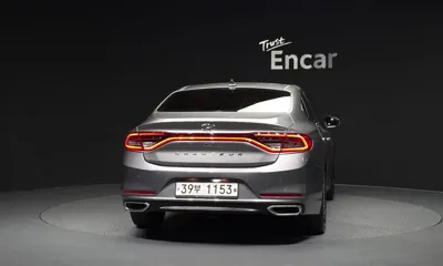 Hyundai Grandeur 2018, 178392 км, за 7748.91 USD