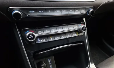 Hyundai Grandeur 2018, 178392 км, за 7748.91 USD - фото 16