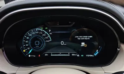 Genesis GV70 2021, 112104 км, за 22465.32 USD - фото 8