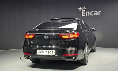 Kia K7 2019, 62706 км, за 11760.82 USD