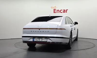Hyundai Grandeur 2023, 27612 км, за 24615.99 USD