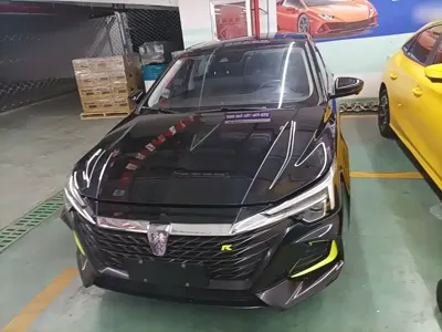 Roewe i6 Max 2022, 13100 км, за 8483.48 USD