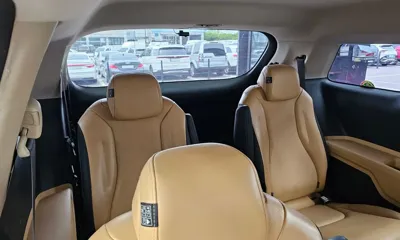 Kia Canival 2023, 58404 км, за 14846.91 USD - фото 28