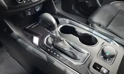 ChevroletGMDaewoo Traverse 2022, 18321 км, за 19478.84 USD - фото 9