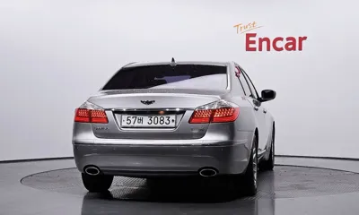 Hyundai Genesis 2009, 53827 км, за 3957.71 USD