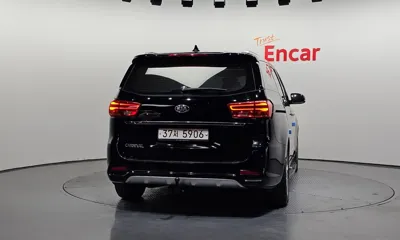 Kia Canival 2019, 141467 км, за 8456.94 USD