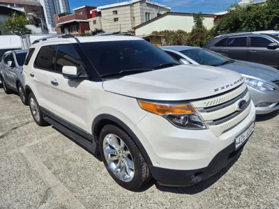 Ford Explorer 2014, 147600 км, за 5638.7 USD
