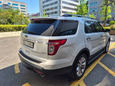 Ford Explorer 2014, 147600 км, за 5638.7 USD