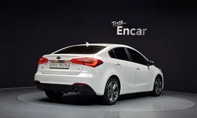 Kia K3 2013, 107779 км, за 3900.06 USD