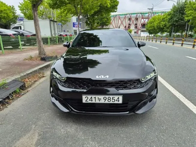 Kia K5 2023, 40113 км, за 17516.44 USD