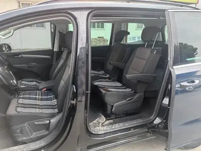 Volkswagen Sharan 2016, 130000 км, за 6989.27 USD - фото 10