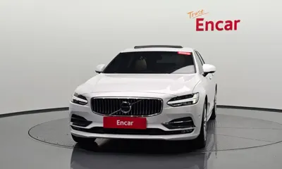 Volvo S90 2020, 67297 км, за 16245.2 USD - фото 3