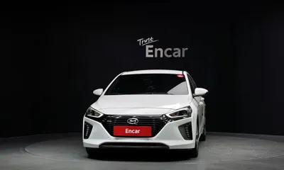Hyundai Ioniq 2016, 153540 км, за 6120.98 USD