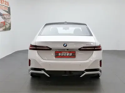 BMW 5 Series 2025, 16400 км, за 38669.06 USD