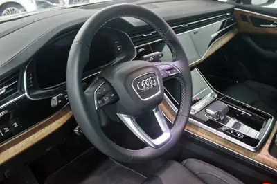 Audi Q7 2025, 950 км, за 60391.23 USD - фото 12