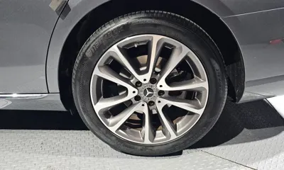 Mercedes-Benz E-Class 2019, 87348 км, за 15798.53 USD