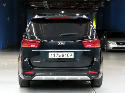 Kia Canival 2019, 197138 км, за 7416.09 USD